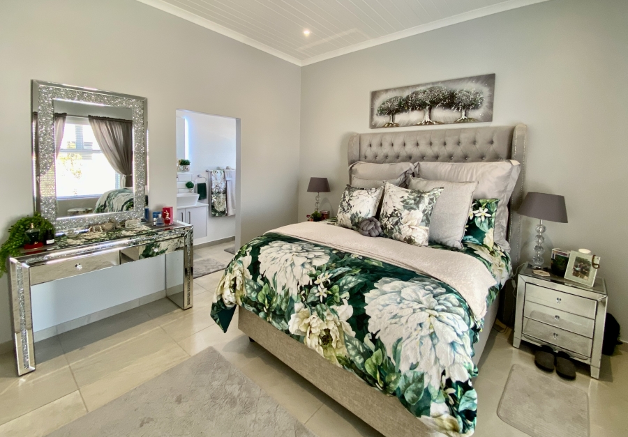 3 Bedroom Property for Sale in Atlantic Waves Estate Western Cape